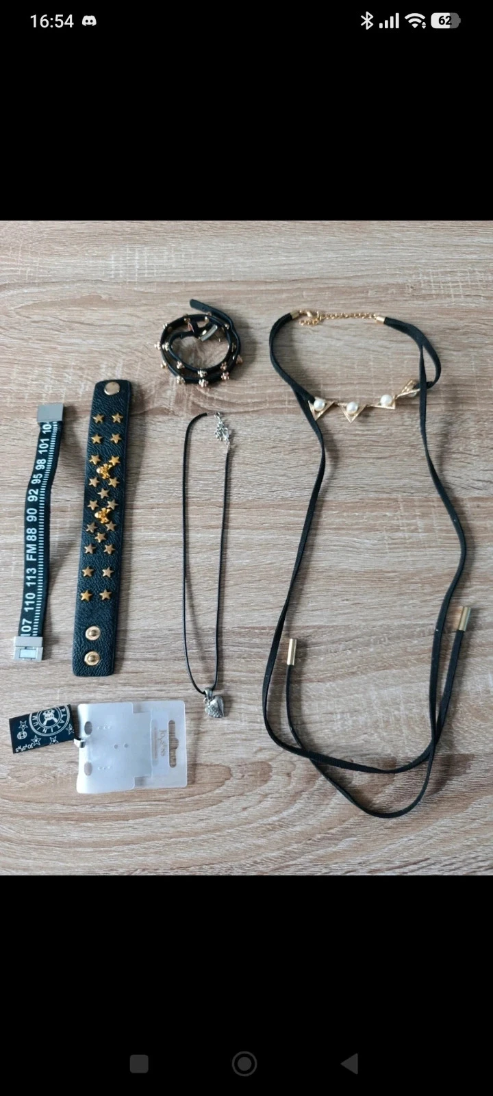 Lote de joyas fantasía mujer 6 piezas – Collares y pulseras negro y dorado – photo 6